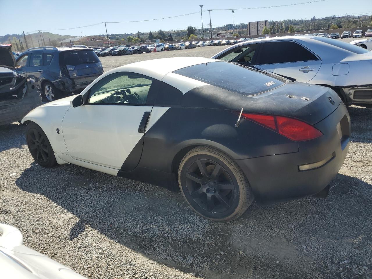 2003 Nissan 350Z - Image 2