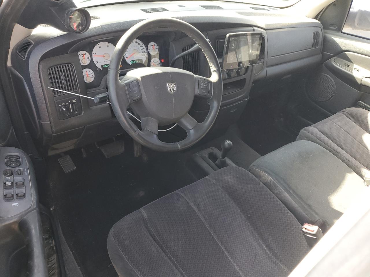 2004 Dodge RAM - Image 8