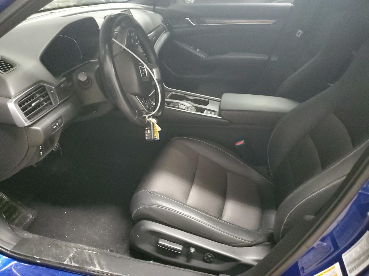 2020 Honda Accord - Image 7