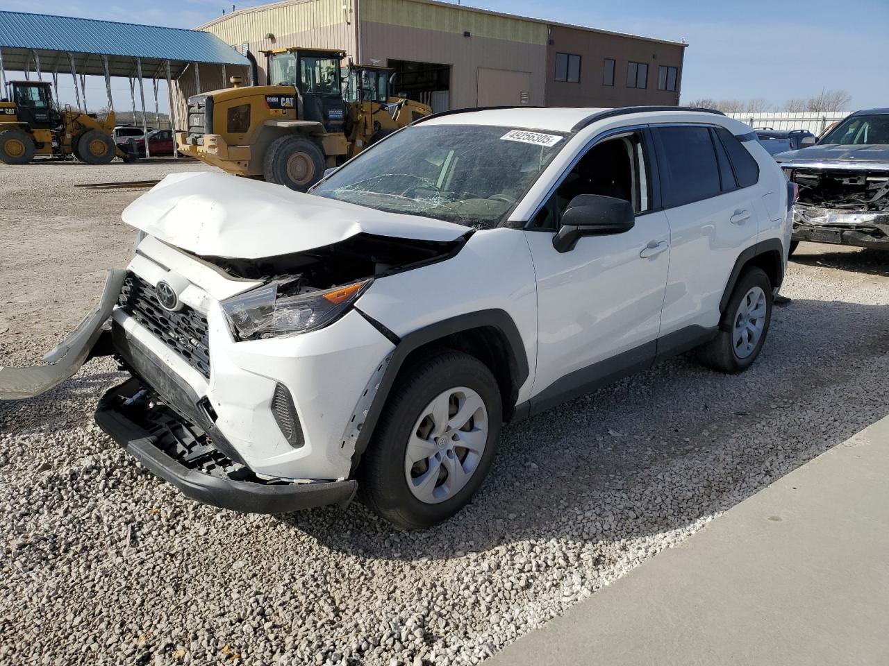 2019 Toyota Rav4 Le იყიდება Kansas City-ში, KS - Front End