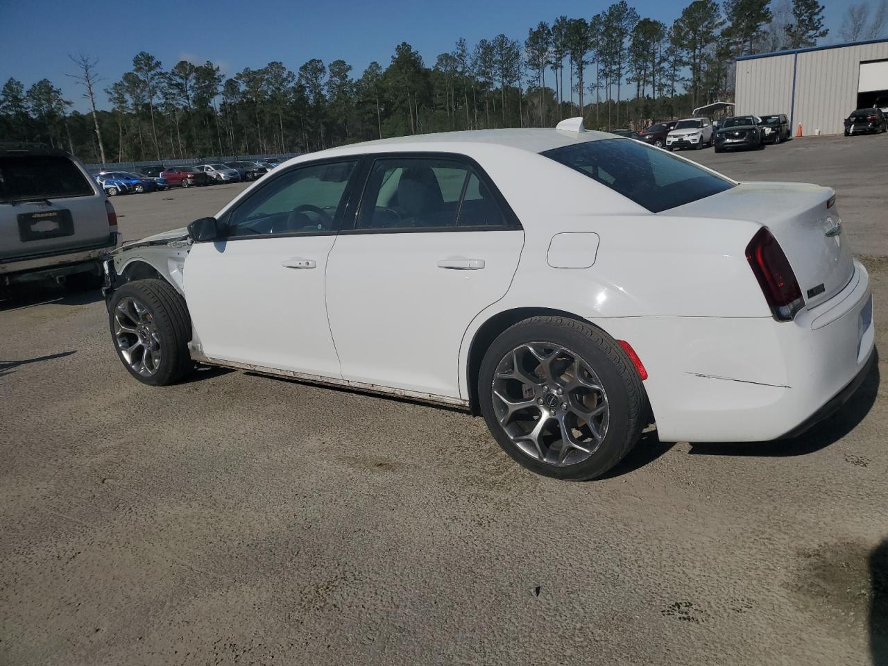 2018 Chrysler 300 - Image 2
