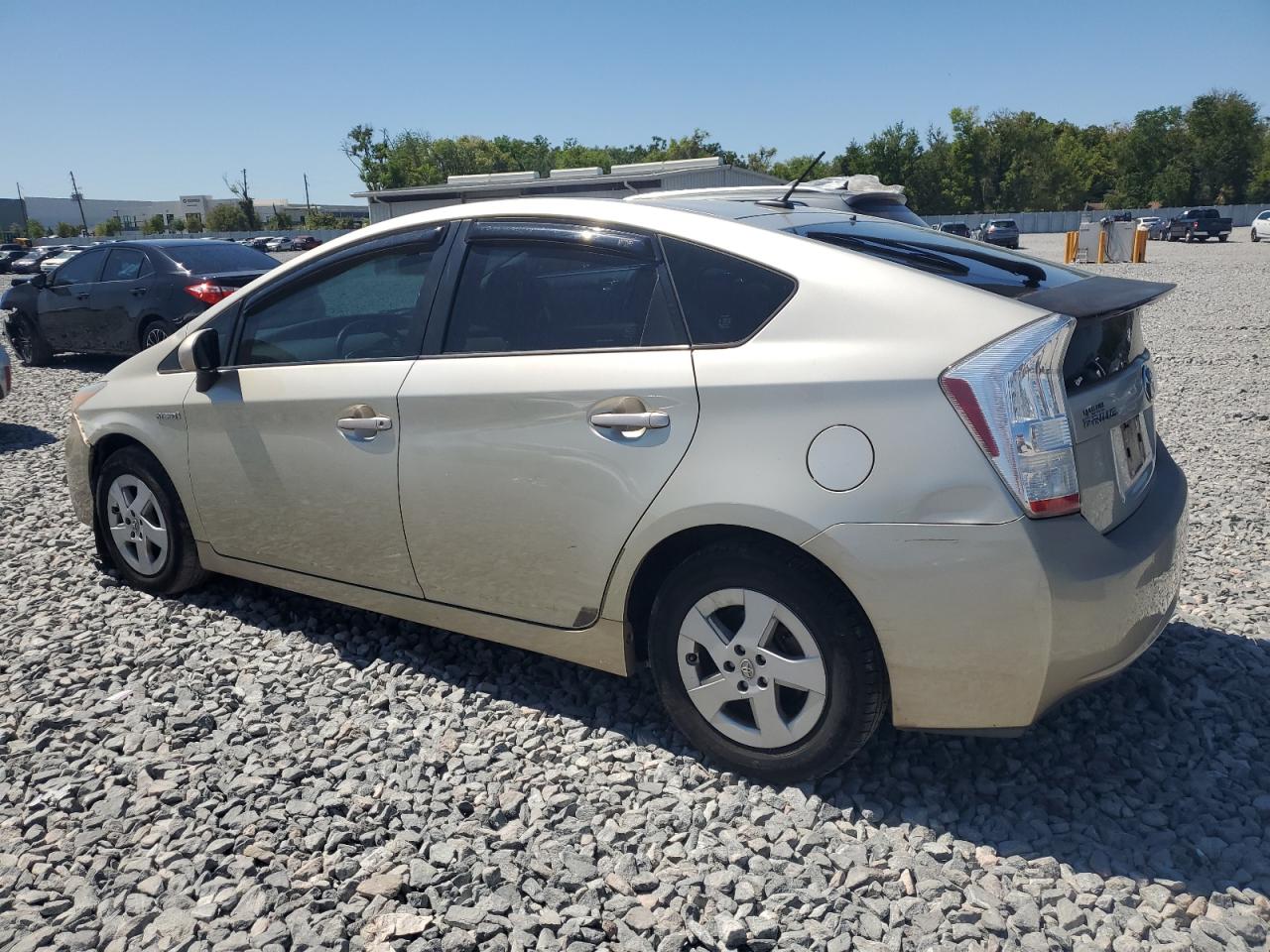 2011 Toyota Prius - Image 2