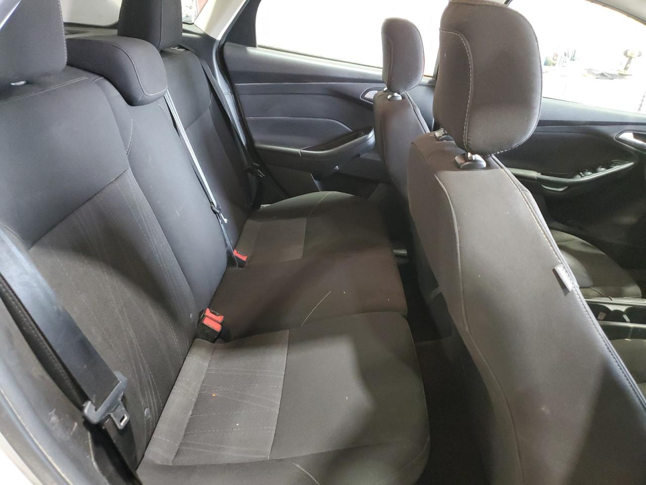 1FADP3K26JL324072 FORD FOCUS 2018