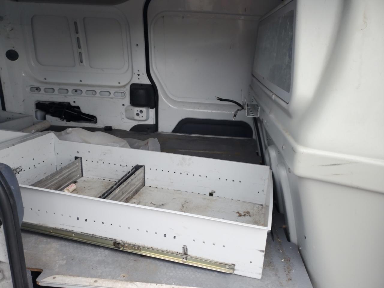 2013 Ford Transit - Image 10