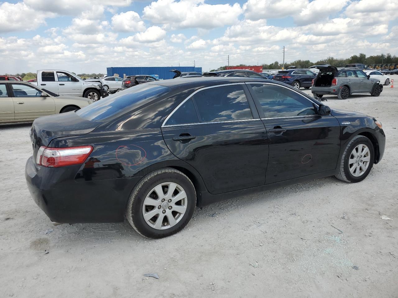 2009 Toyota Camry - Image 3