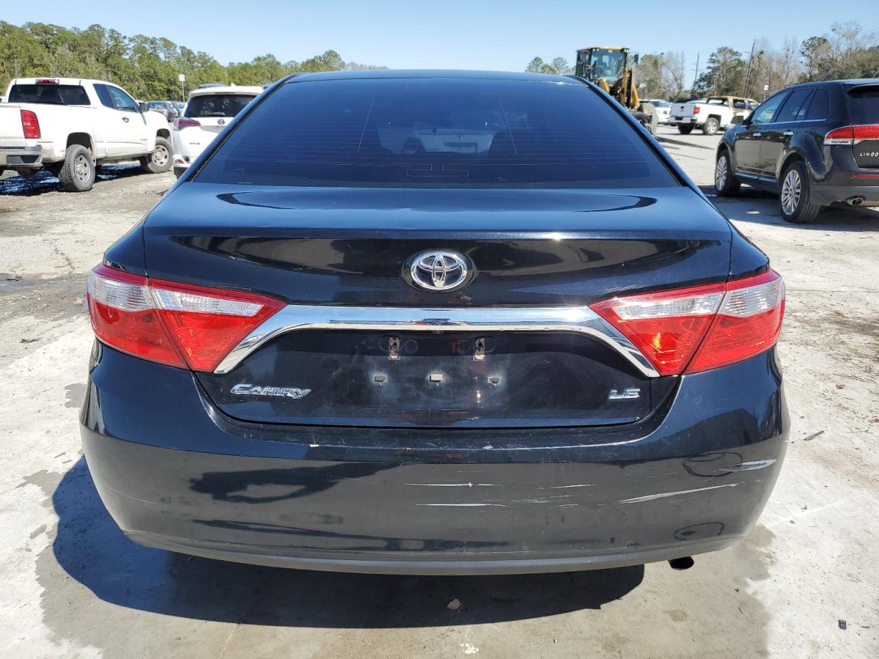 2015 Toyota Camry - Image 6