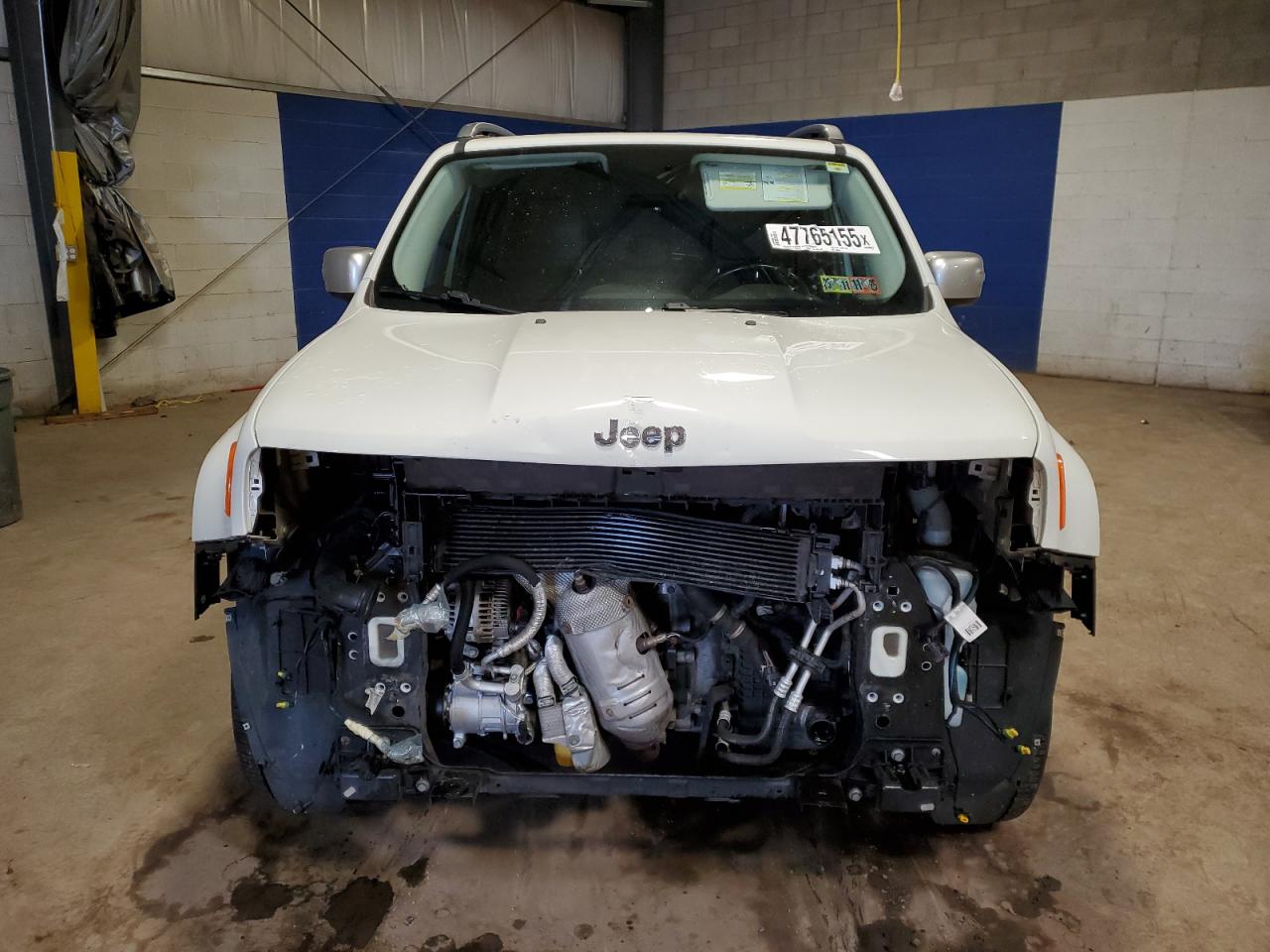 2015 Jeep Renegade - Image 5