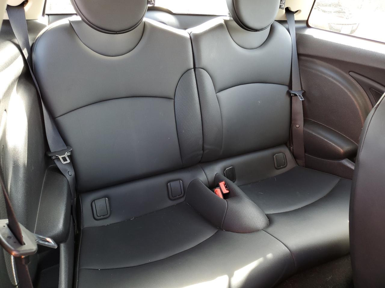 2013 MINI Cooper - Image 11