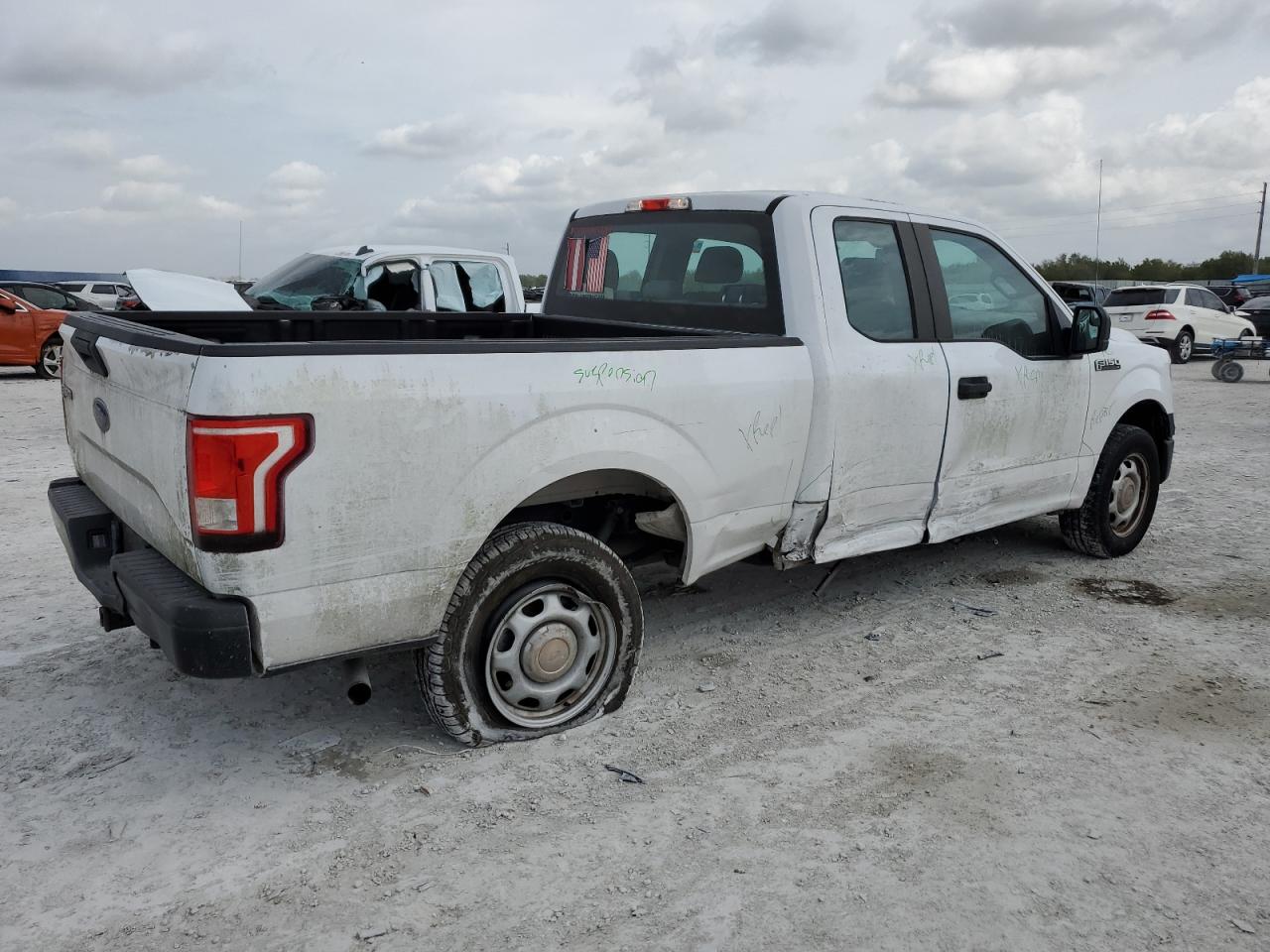 1FTEX1C83HKC95121 FORD F-150 2017