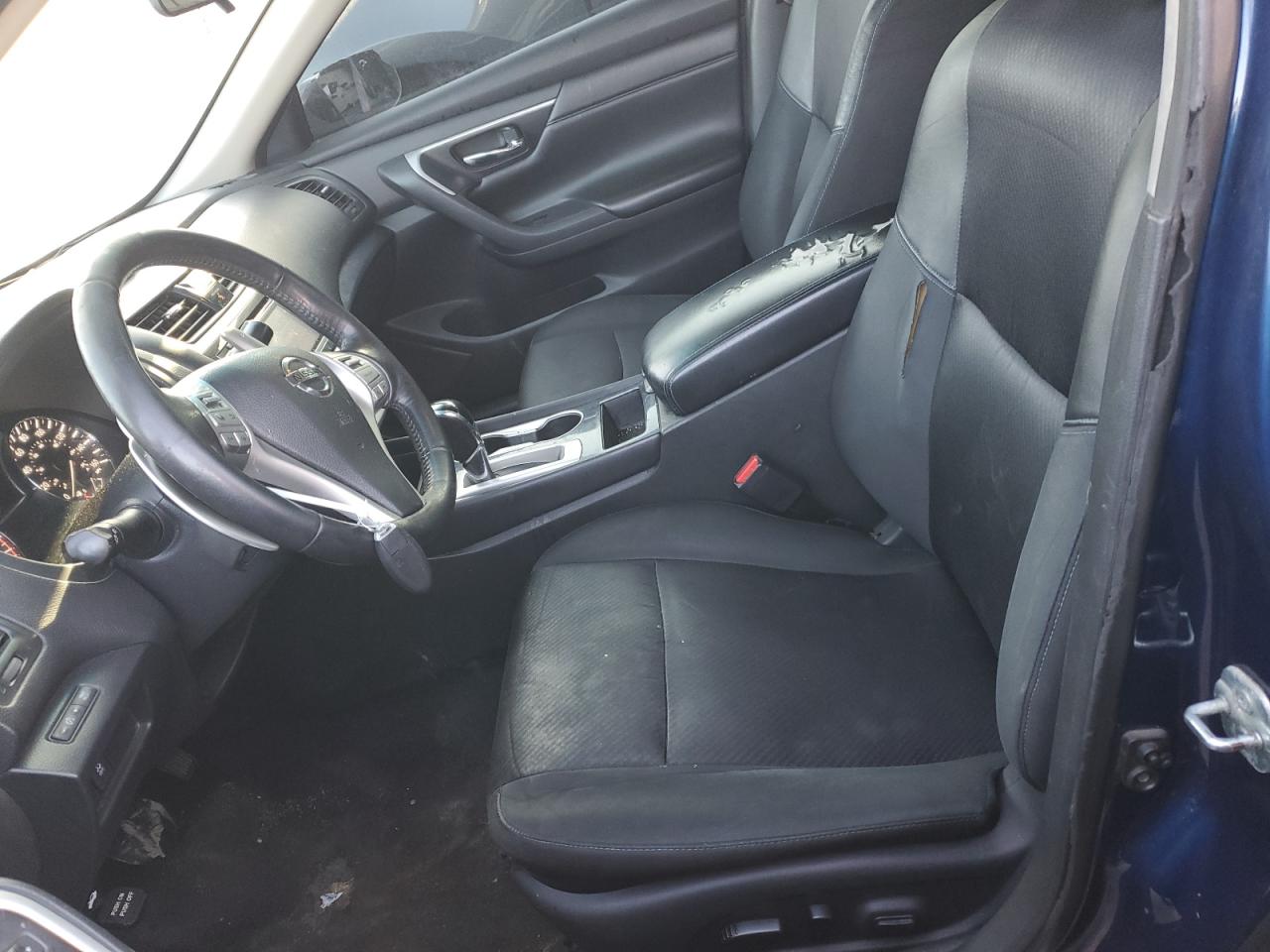2018 Nissan Altima - Image 7