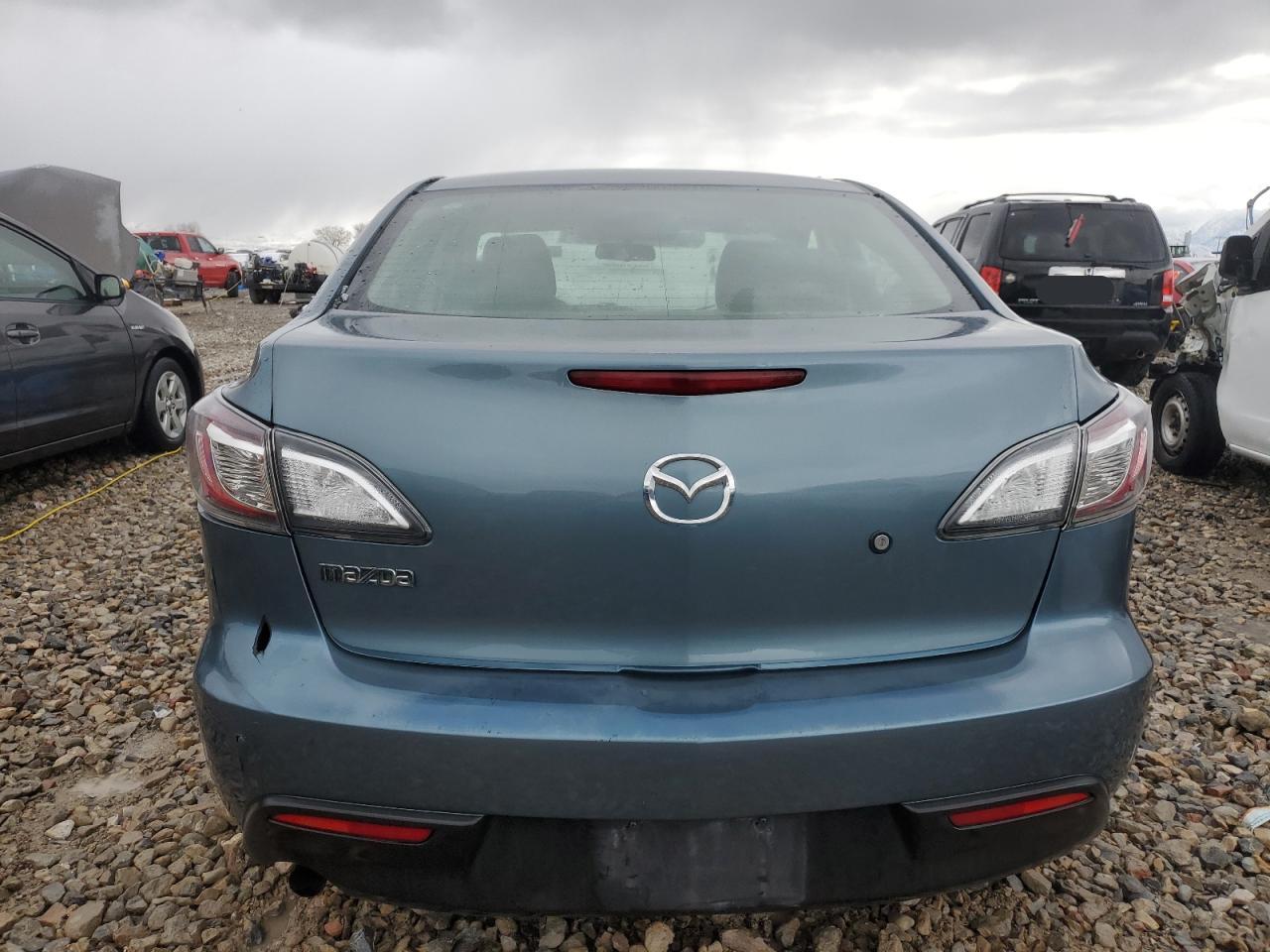 2010 Mazda 3 - Image 6