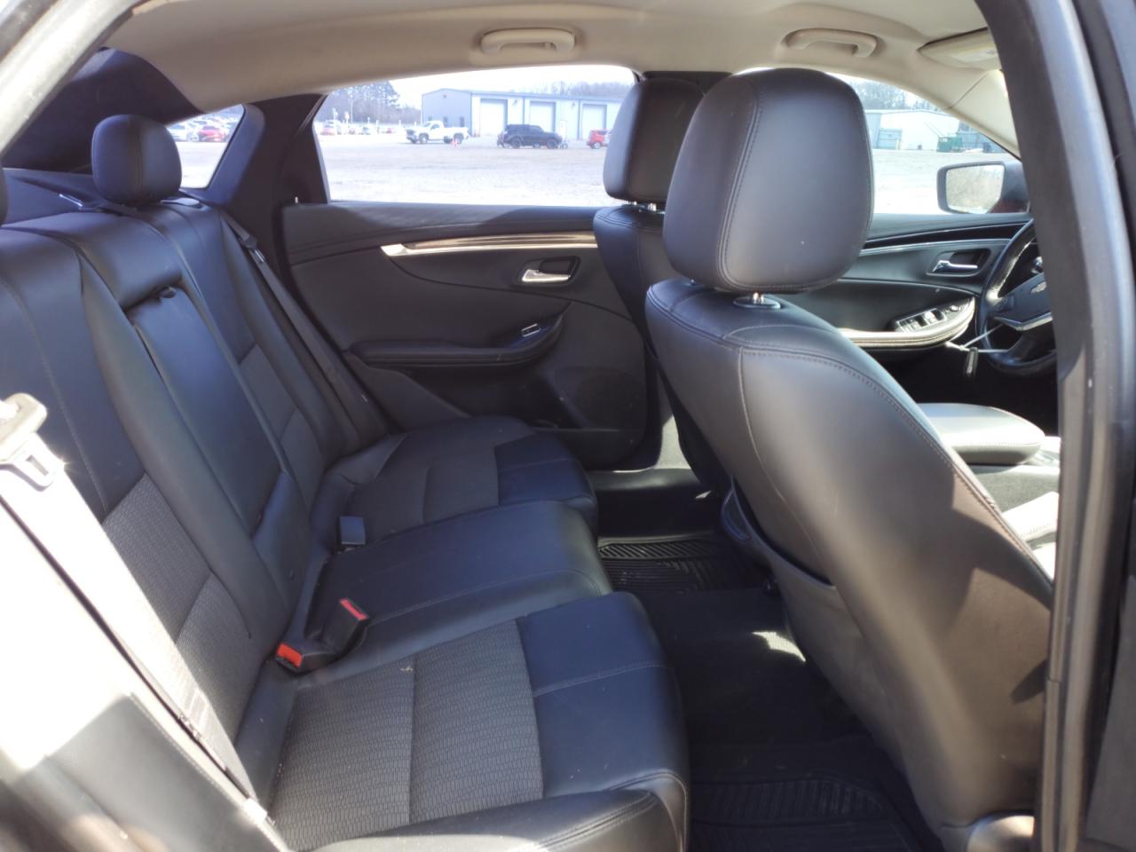 1G1105S3XJU131447 CHEVROLET IMPALA 2018
