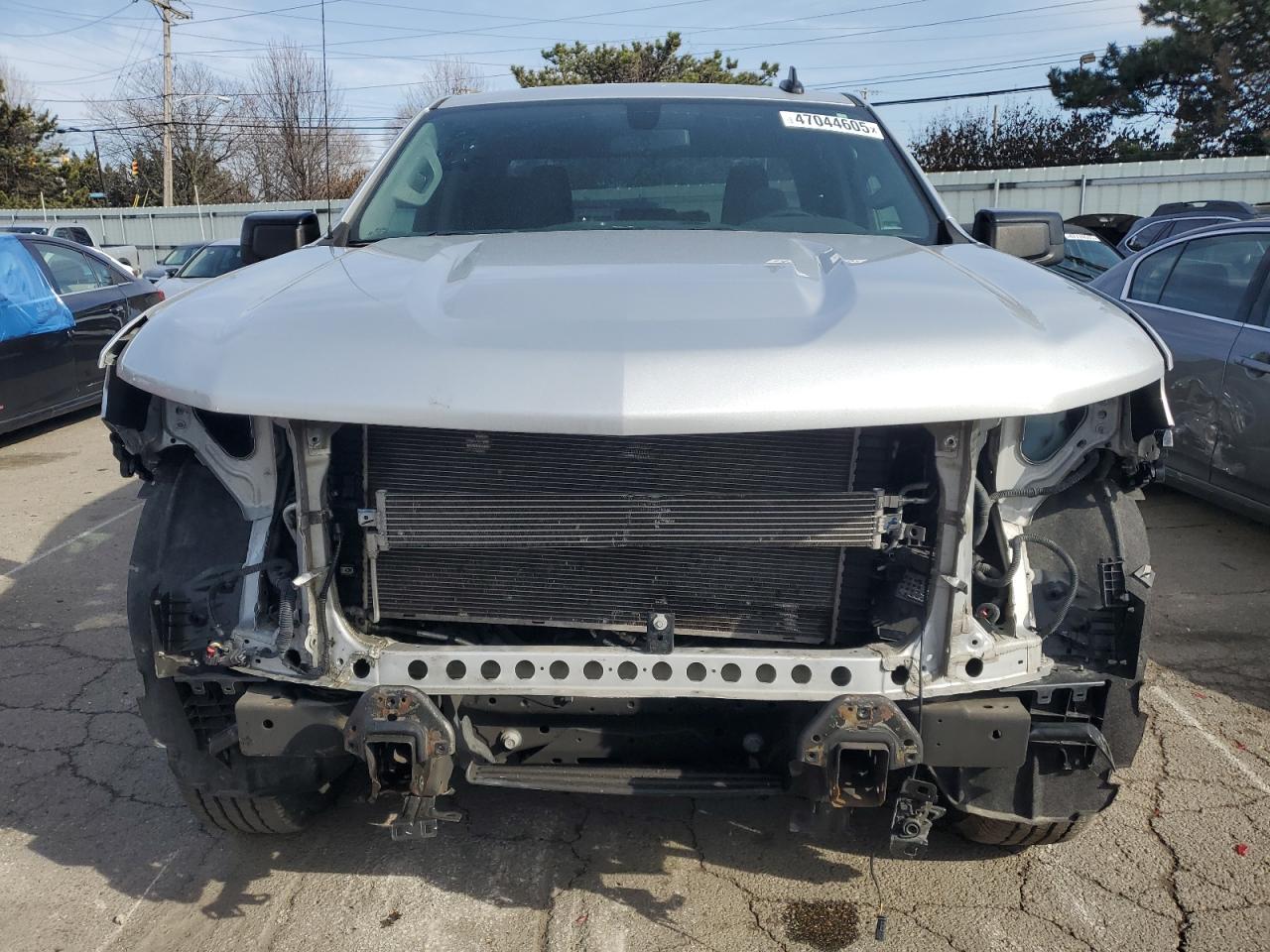 1GCRYEED2KZ327894 CHEVROLET ALL Models 2019