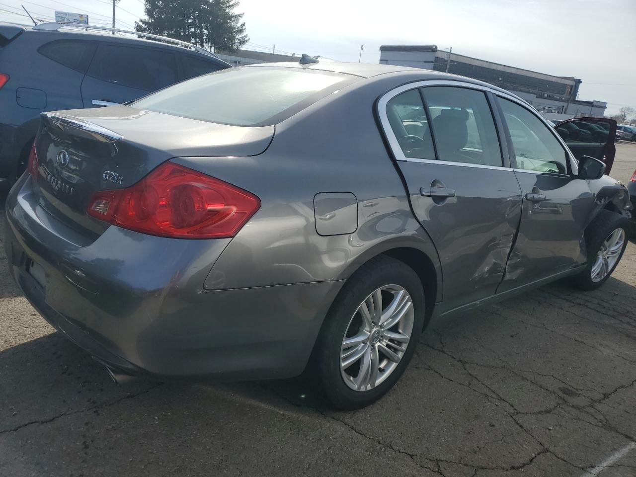 2011 Infiniti G - Image 3