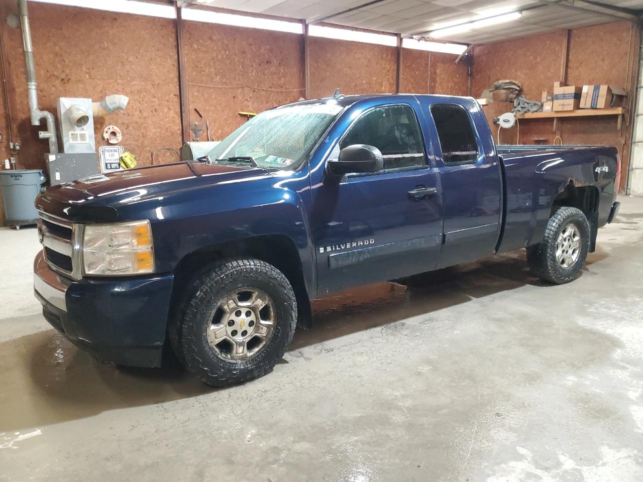 2008 Chevrolet Silverado - Image 1