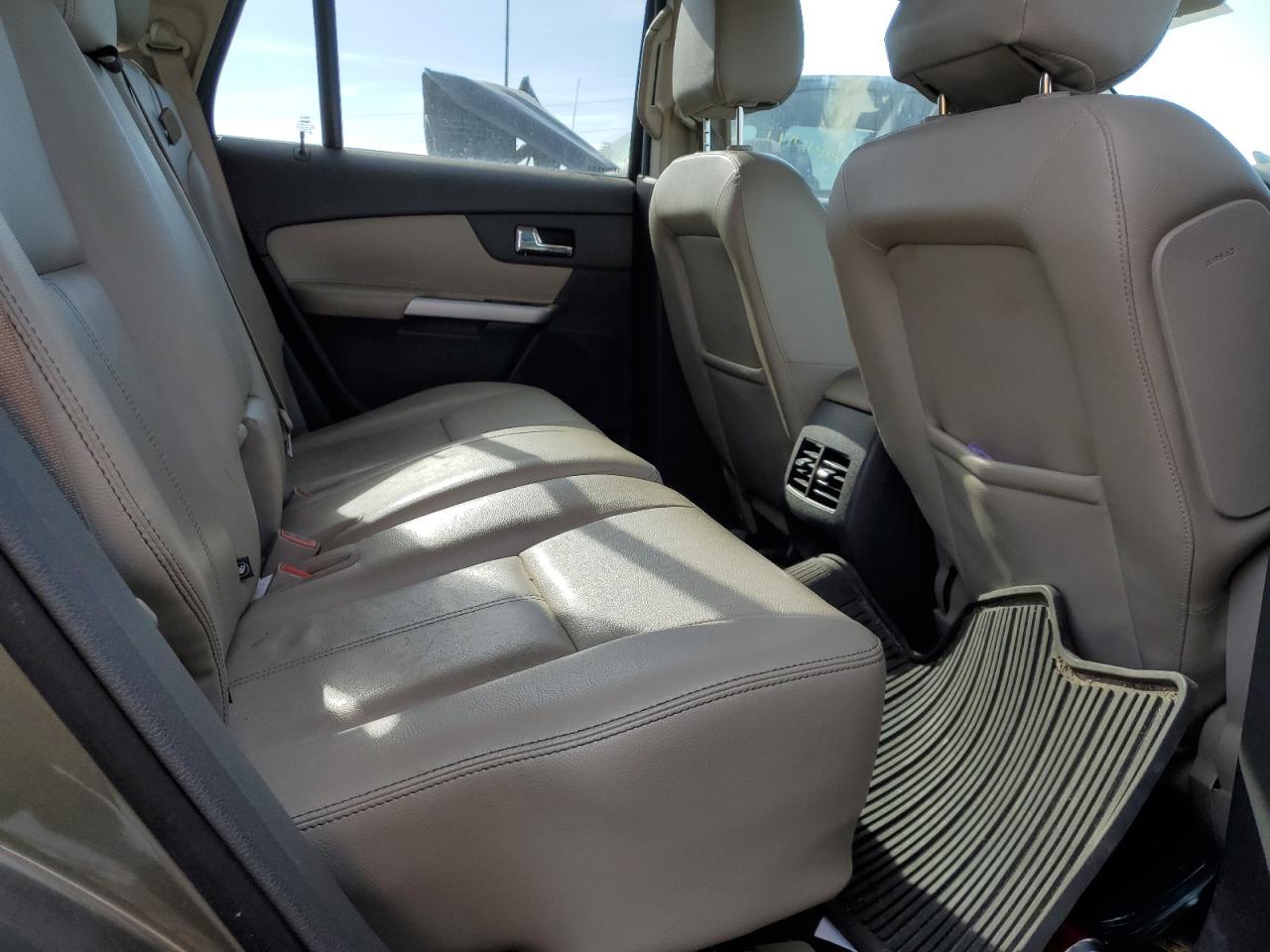 2014 Ford Edge - Image 11