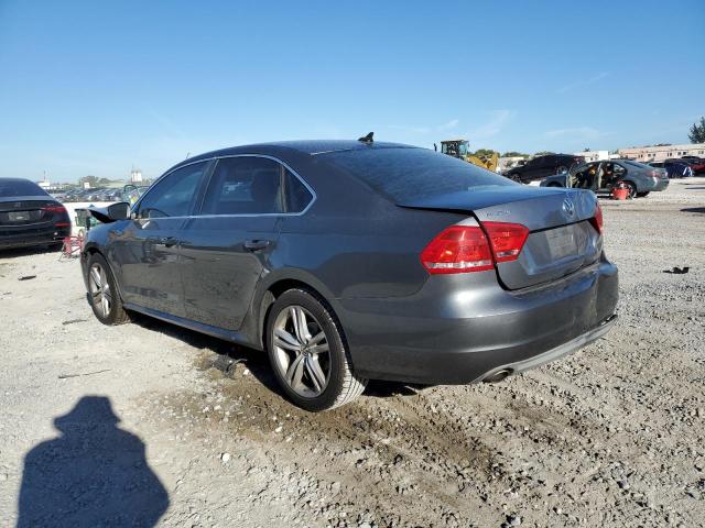  VOLKSWAGEN PASSAT 2014 Серый