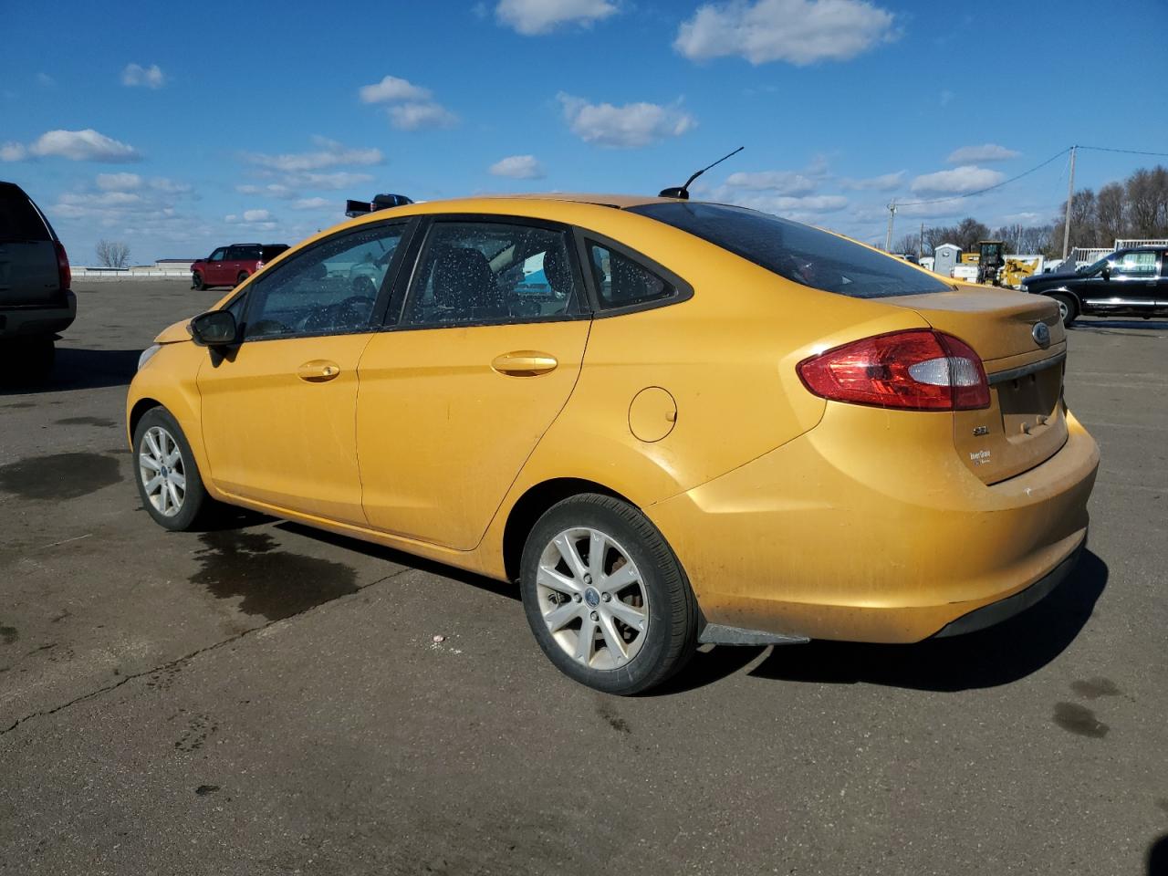 2012 Ford Fiesta - Image 2