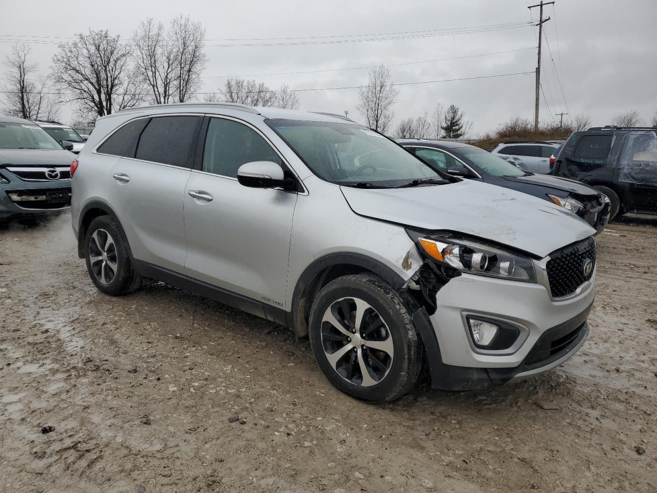 2016 Kia Sorento - Image 4