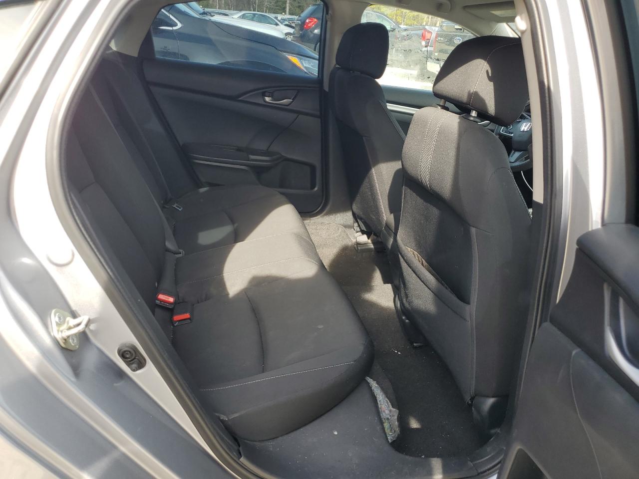2018 Honda Civic - Image 10