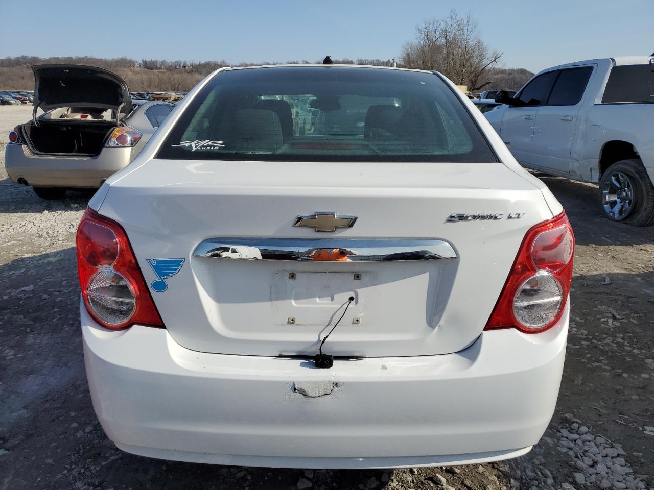 2012 Chevrolet Sonic - Image 6