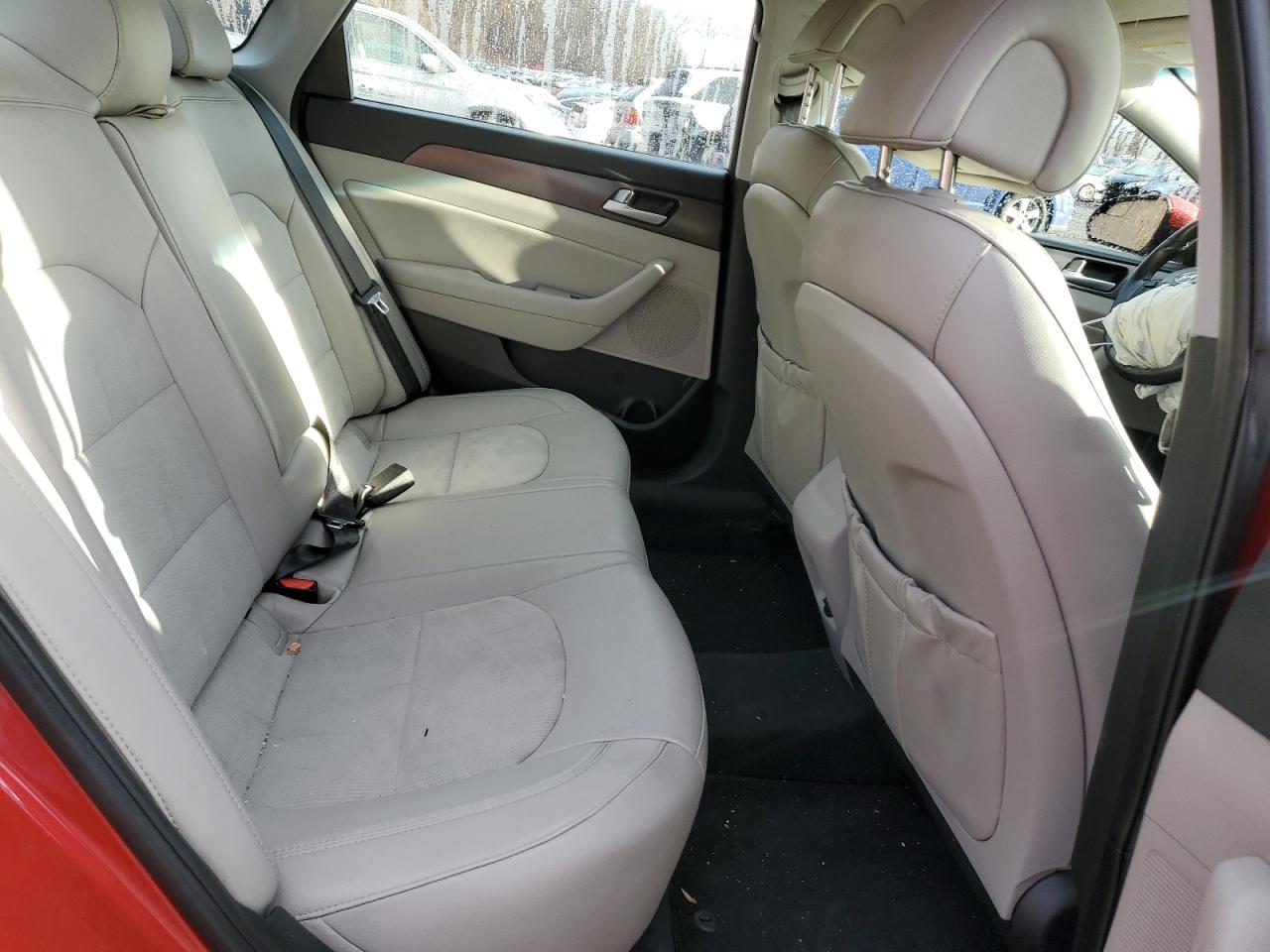 2017 Hyundai Sonata - Image 10