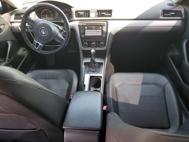  VOLKSWAGEN PASSAT 2012 Белый