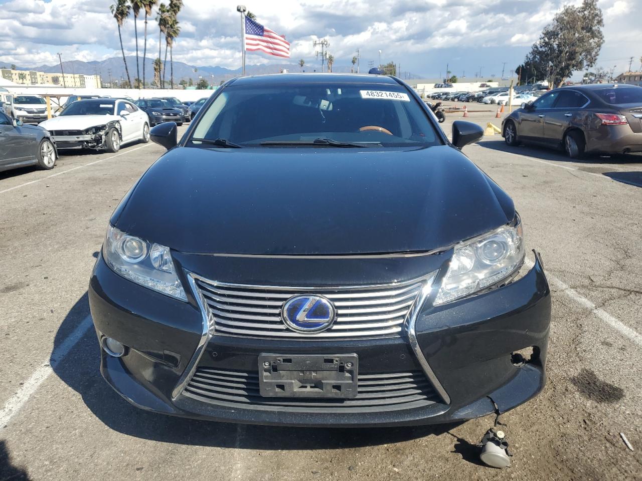 2015 Lexus ES - Image 5
