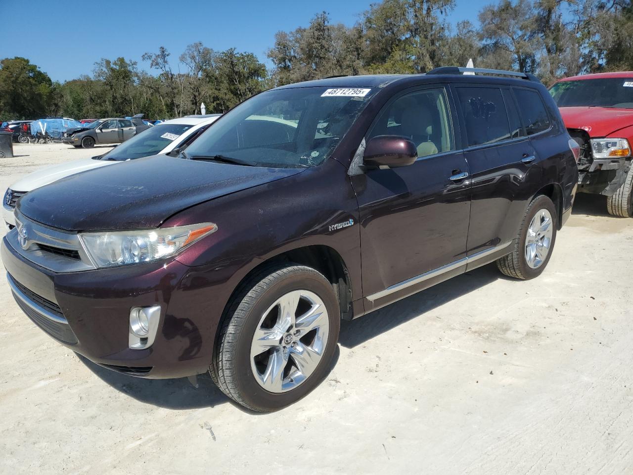 2013 Toyota Highlander - Image 1