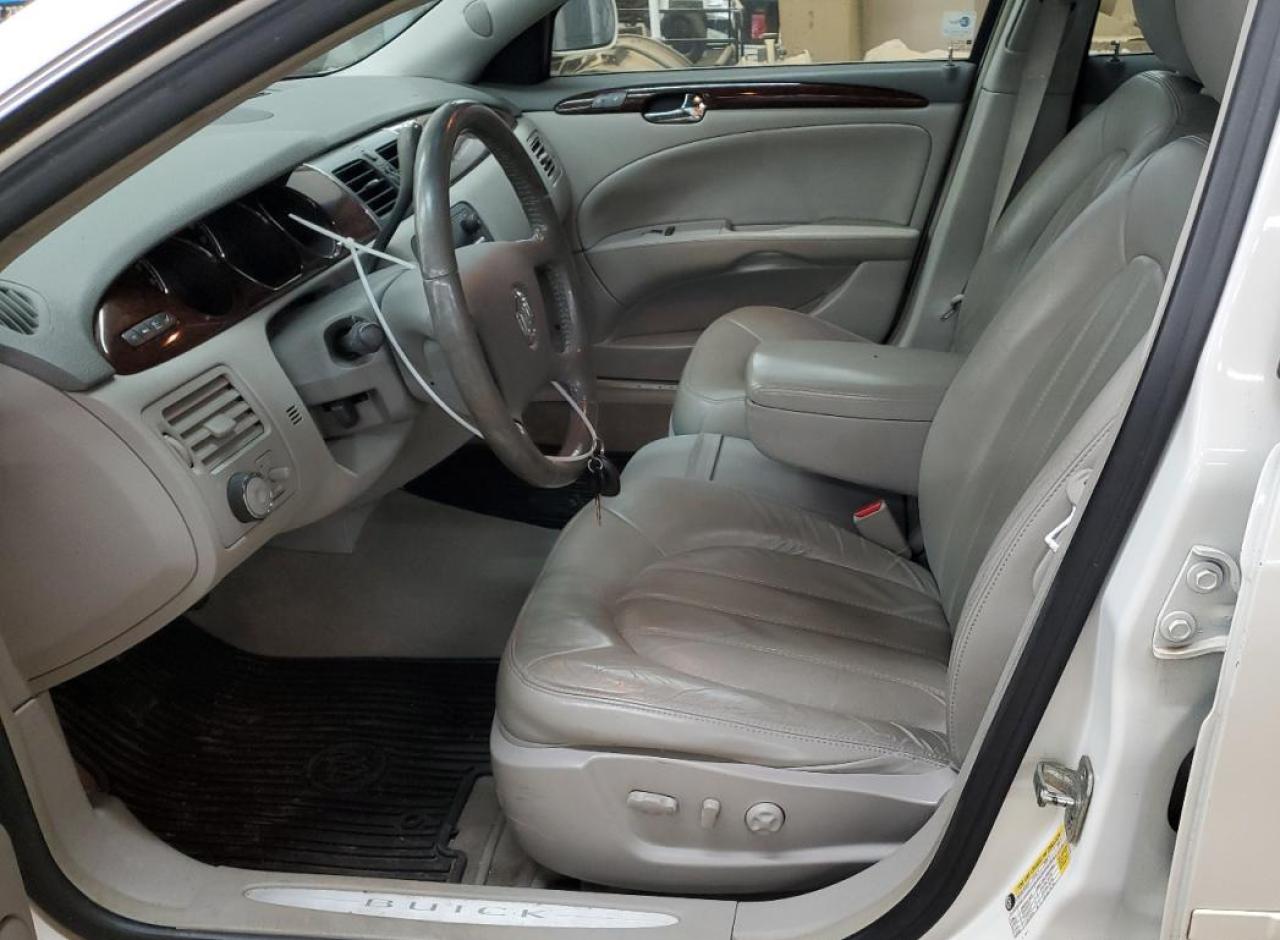 2011 Buick Lucerne - Image 7