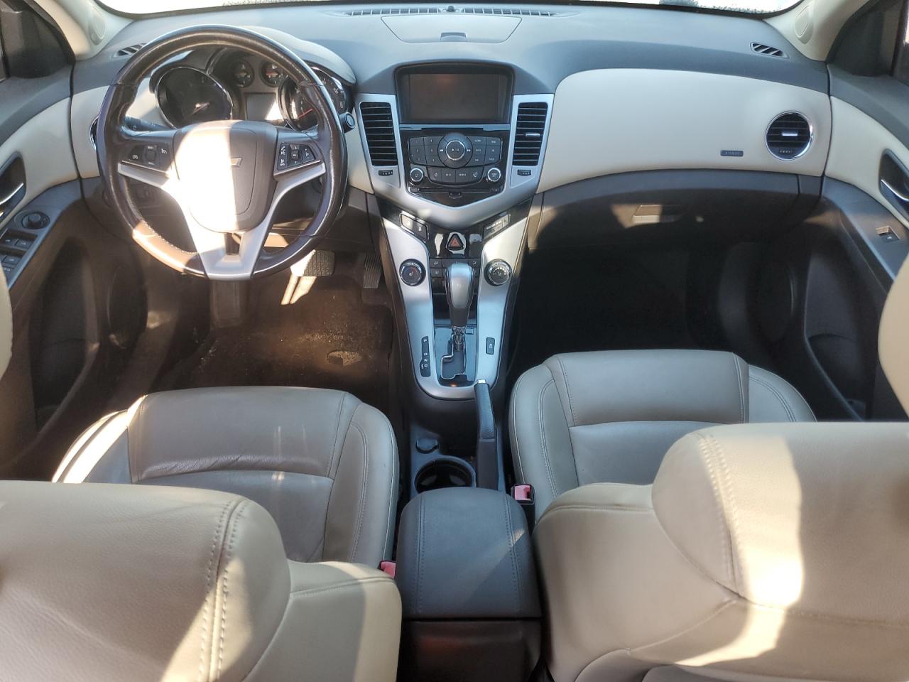 2013 Chevrolet Cruze - Image 8