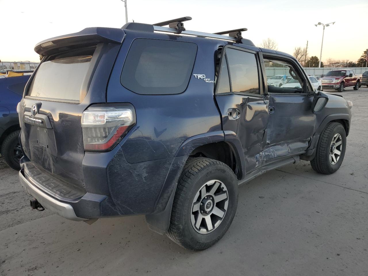 2018 Toyota 4Runner - Image 3