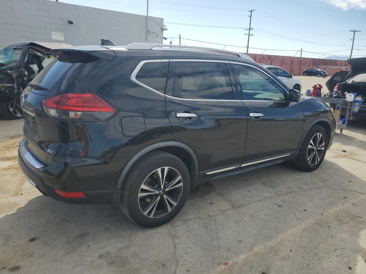 JN8AT2MTXHW153820 NISSAN ROGUE 2017