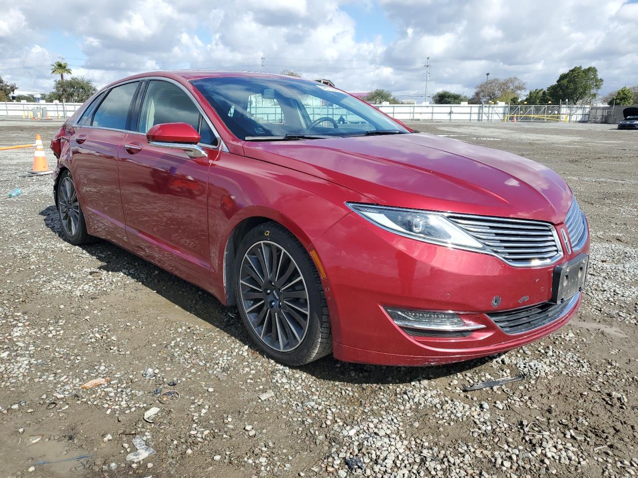 2013 Lincoln MKZ - Image 4