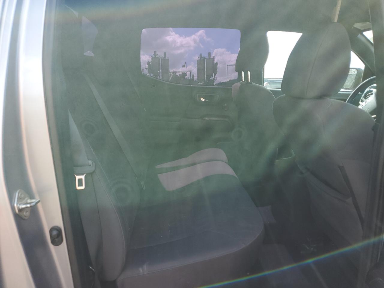 2016 Toyota Tacoma - Image 10