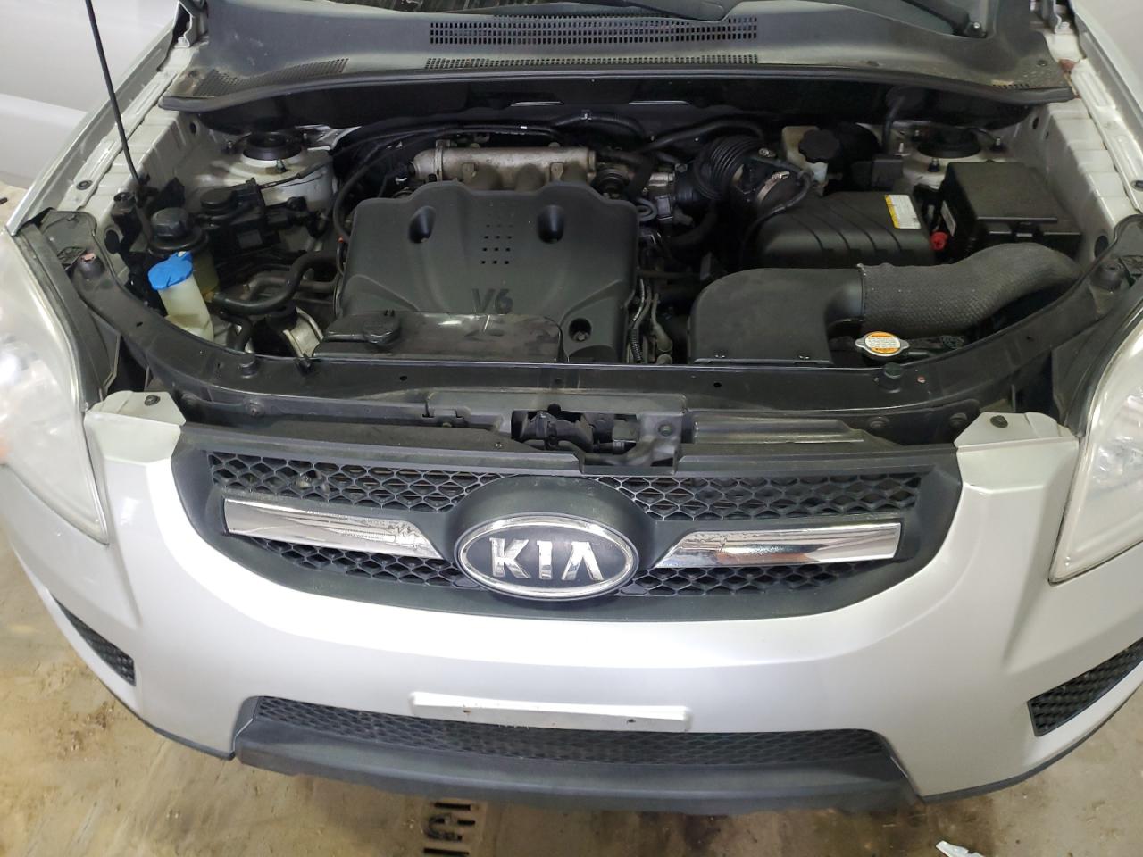 2009 Kia Sportage - Image 13