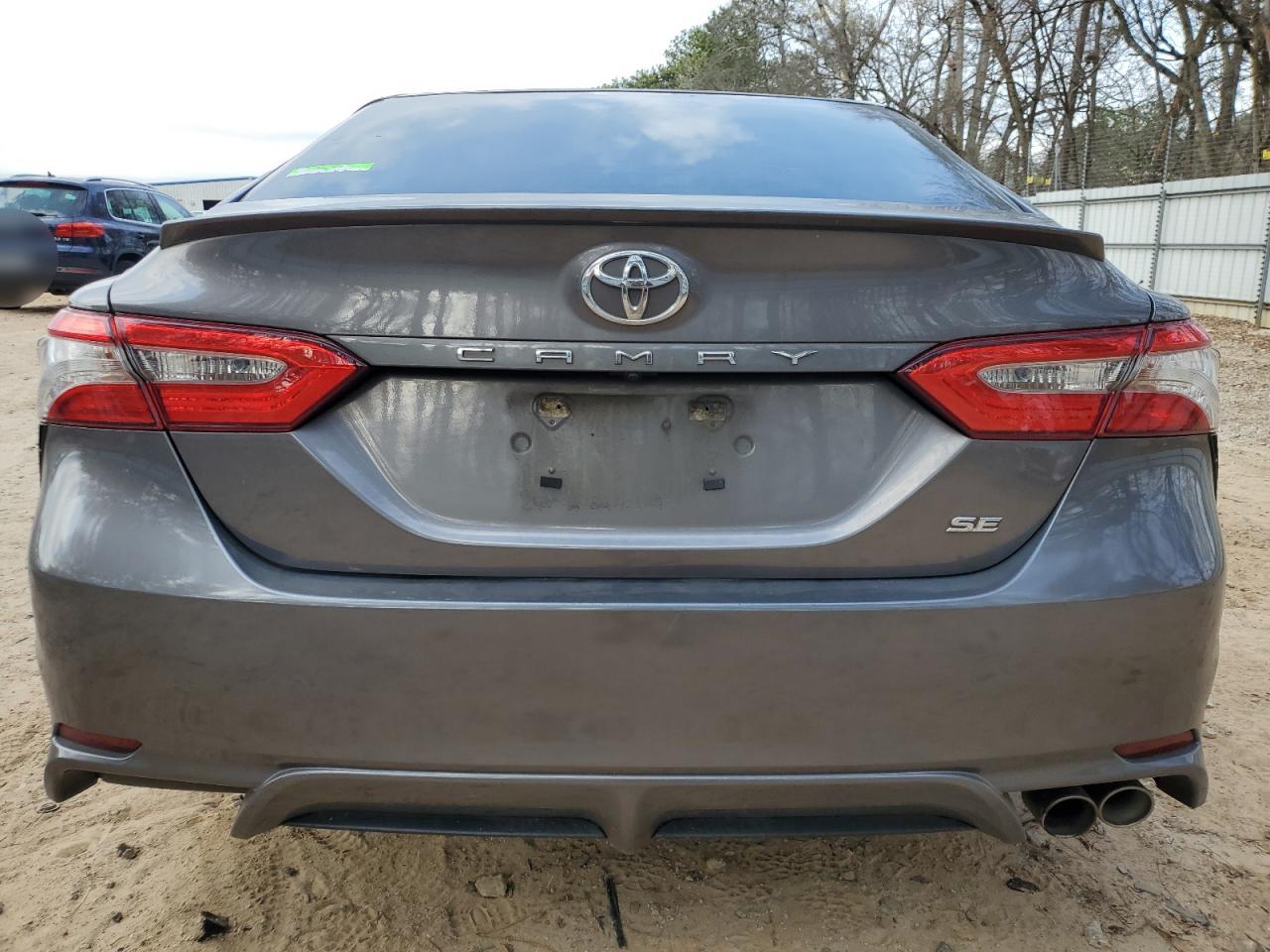 4T1B11HK6JU666786 TOYOTA CAMRY 2018