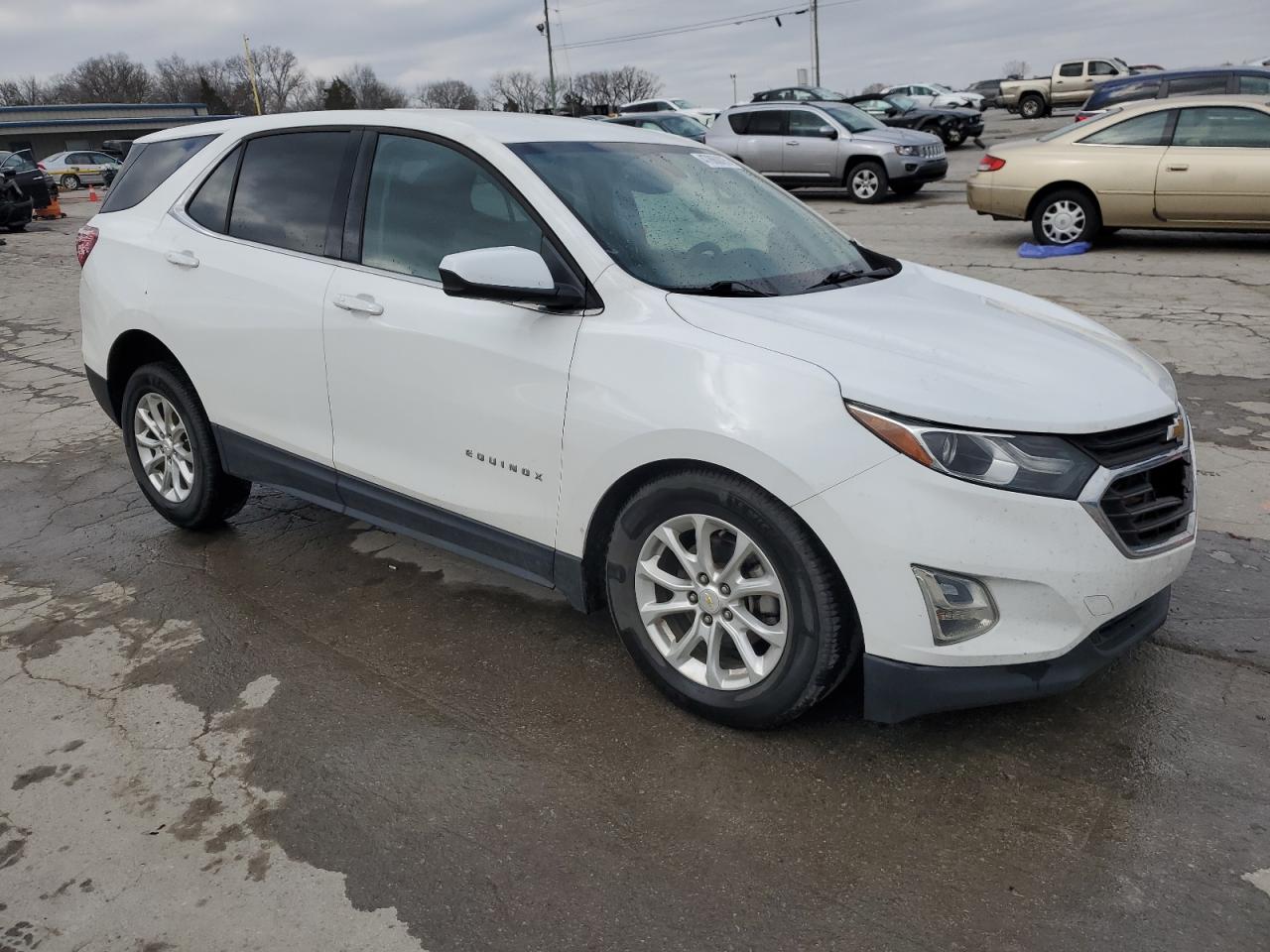 2018 Chevrolet Equinox - Image 4