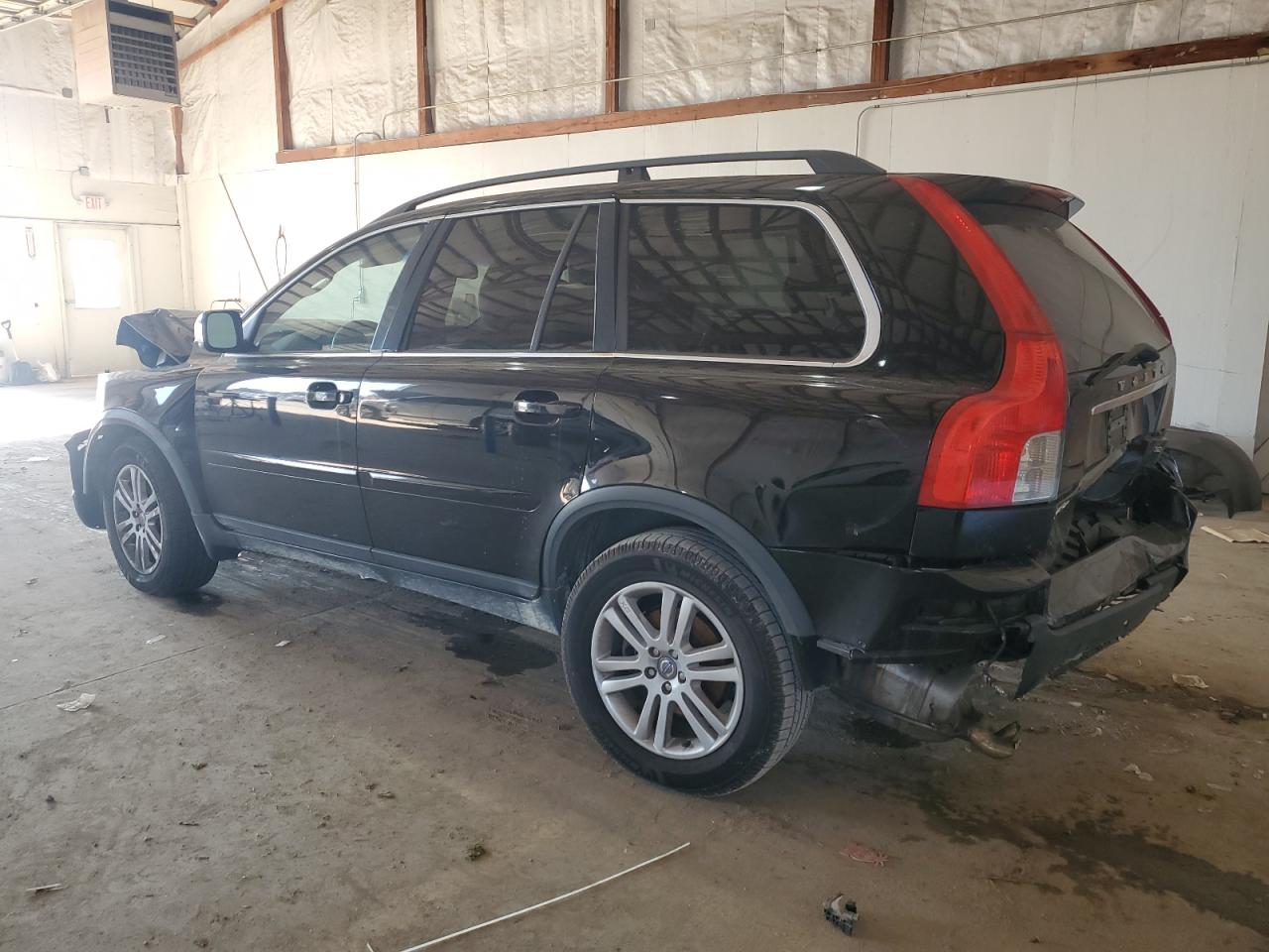 2009 Volvo XC90 - Image 2