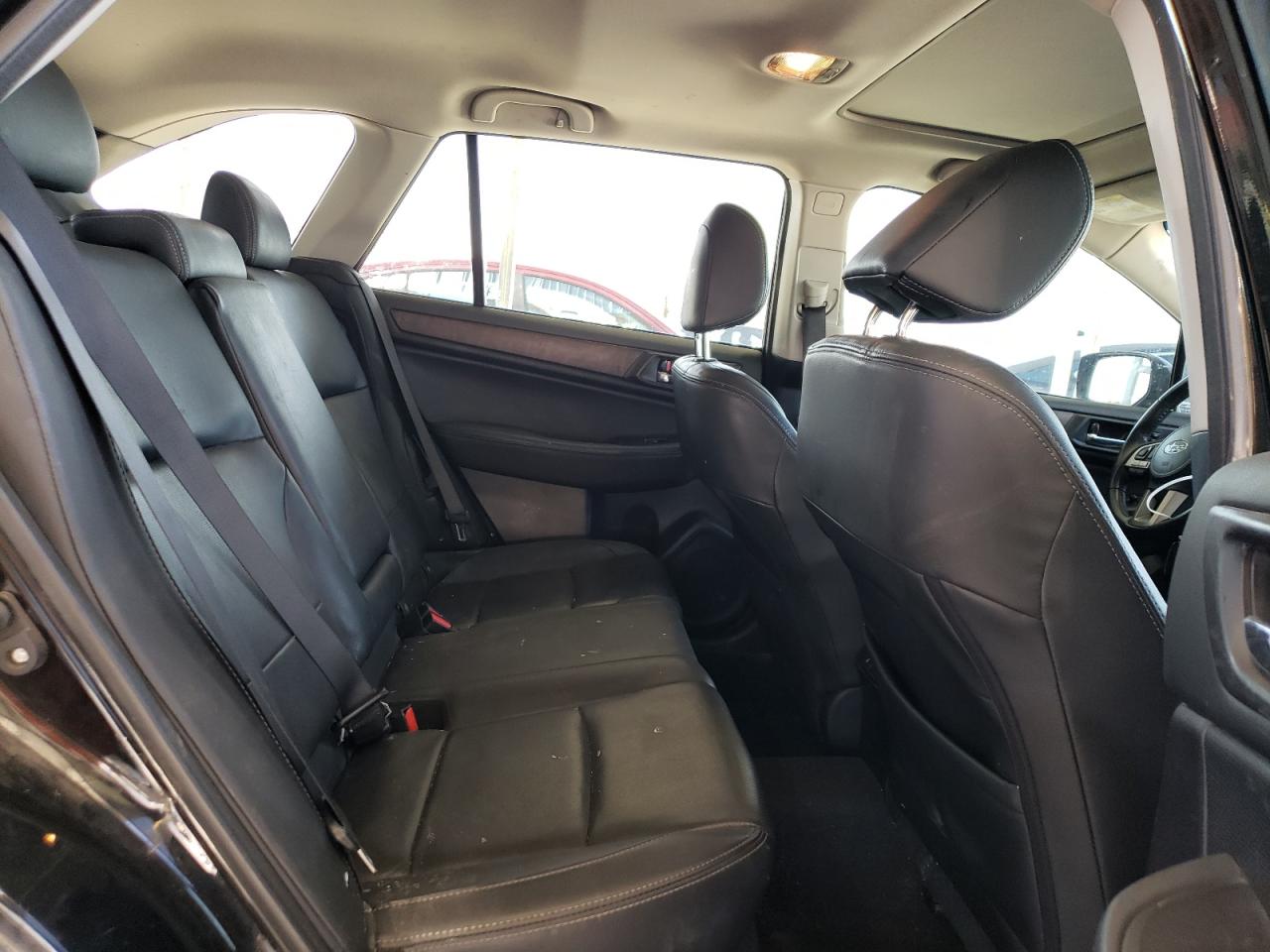 2017 Subaru Outback - Image 11