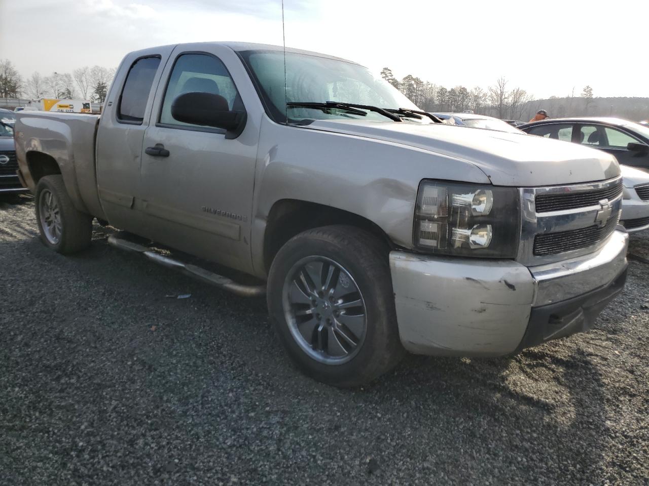 2008 Chevrolet Silverado - Image 4
