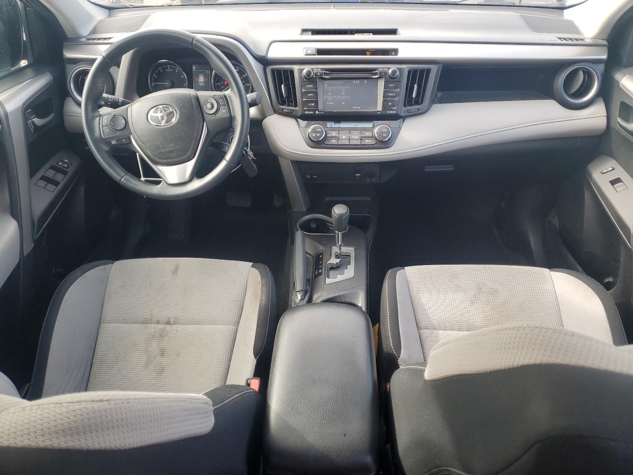 2016 Toyota RAV 4 - Image 8