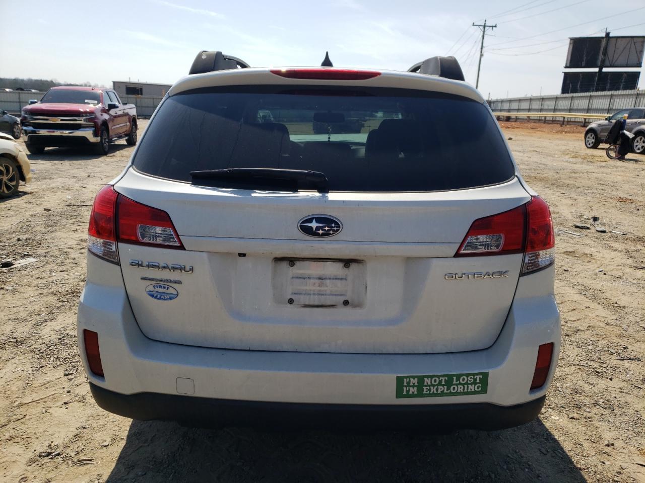 2011 Subaru Outback - Image 6