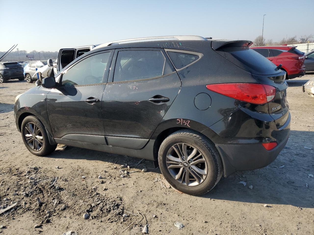 2015 Hyundai Tucson - Image 2