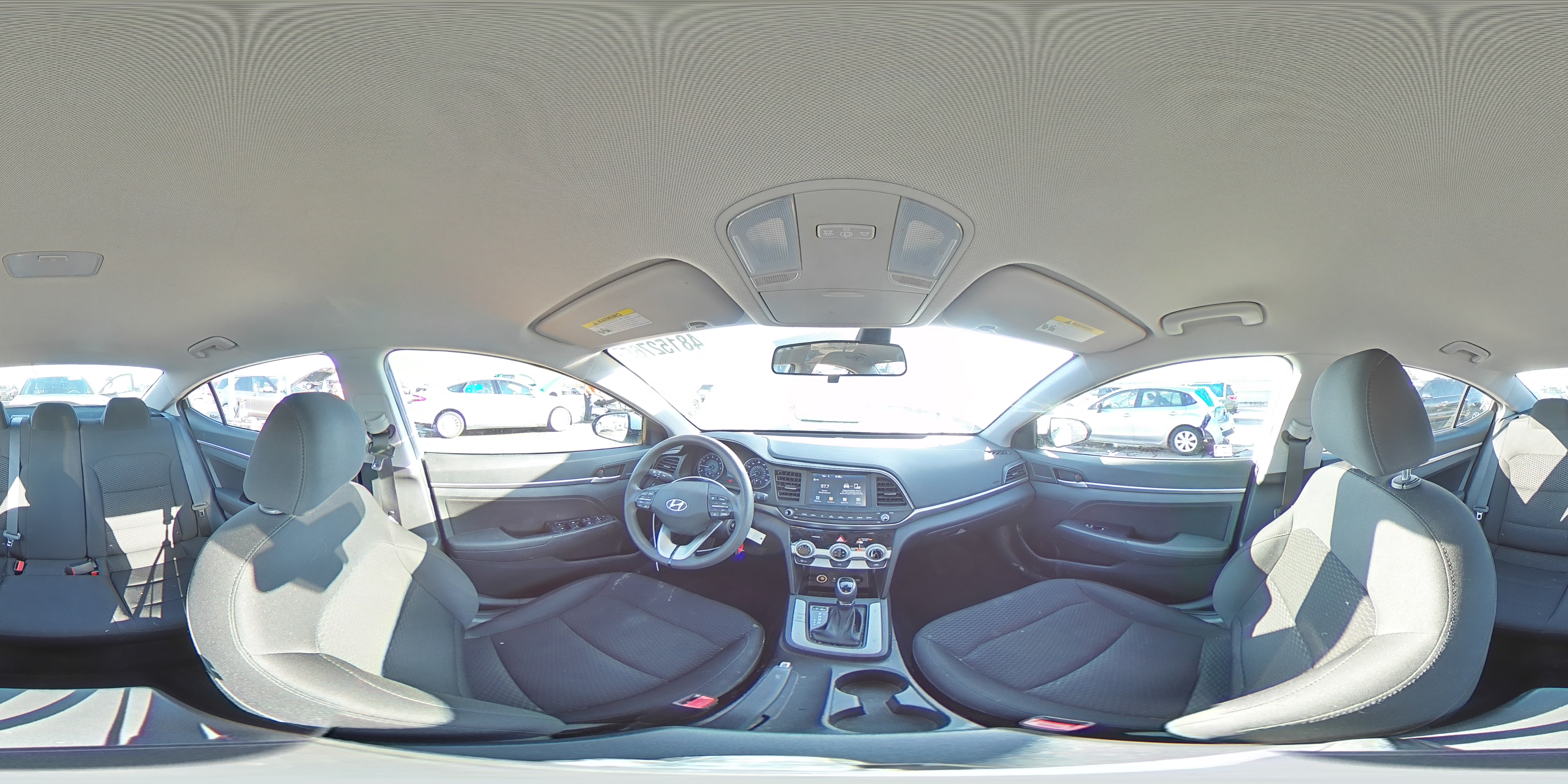 2019 Hyundai Elantra - Image 14