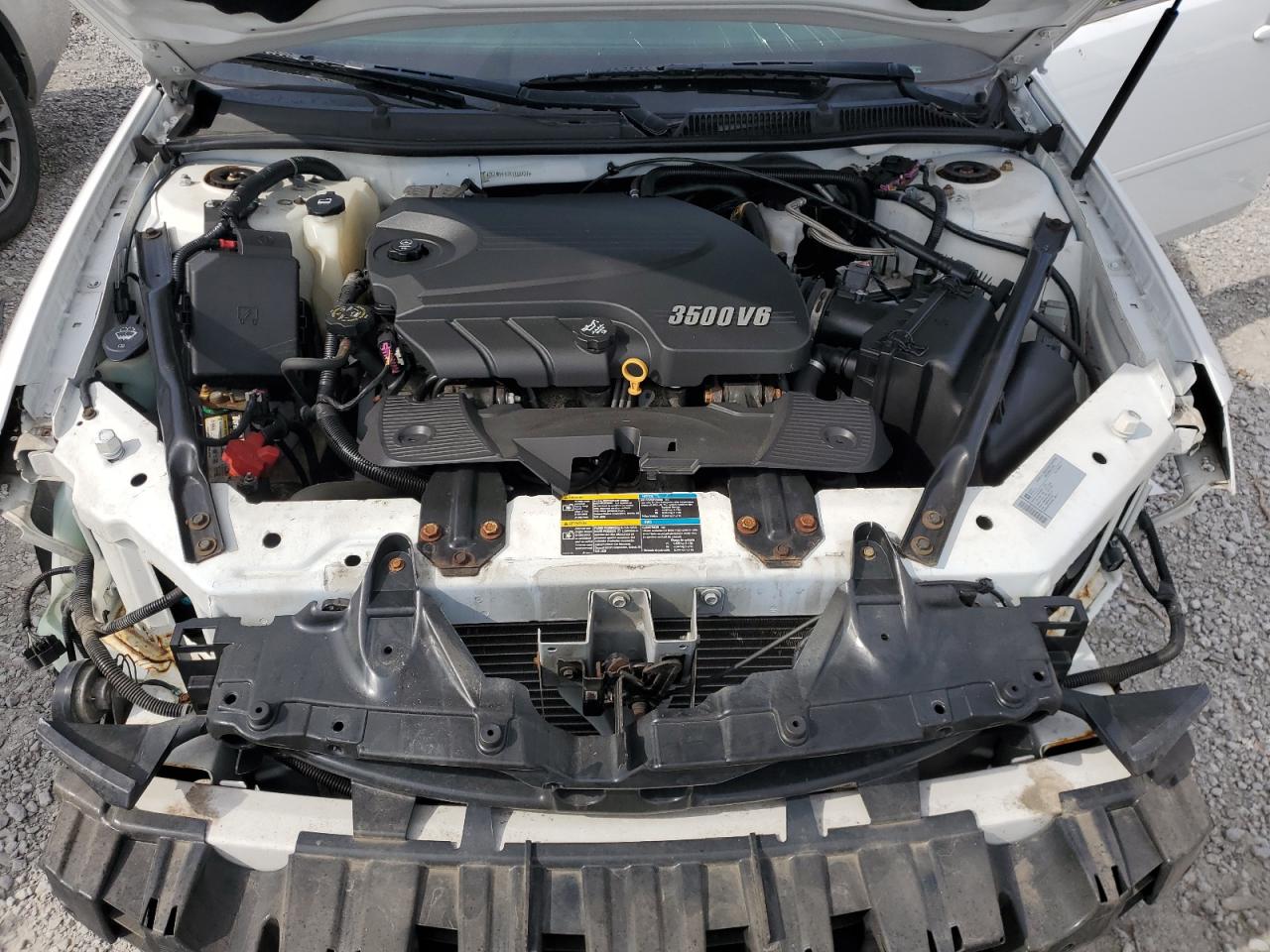2010 Chevrolet Impala - Image 11