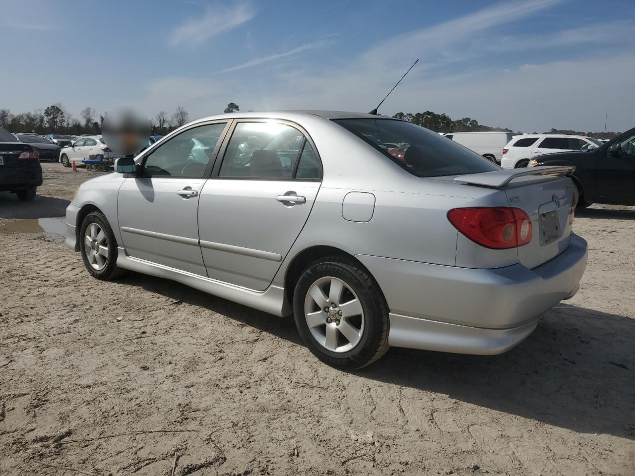 2005 Toyota Corolla - Image 2