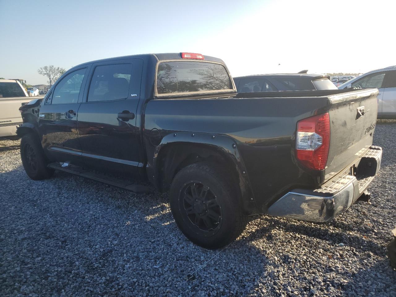 2015 Toyota Tundra - Image 2