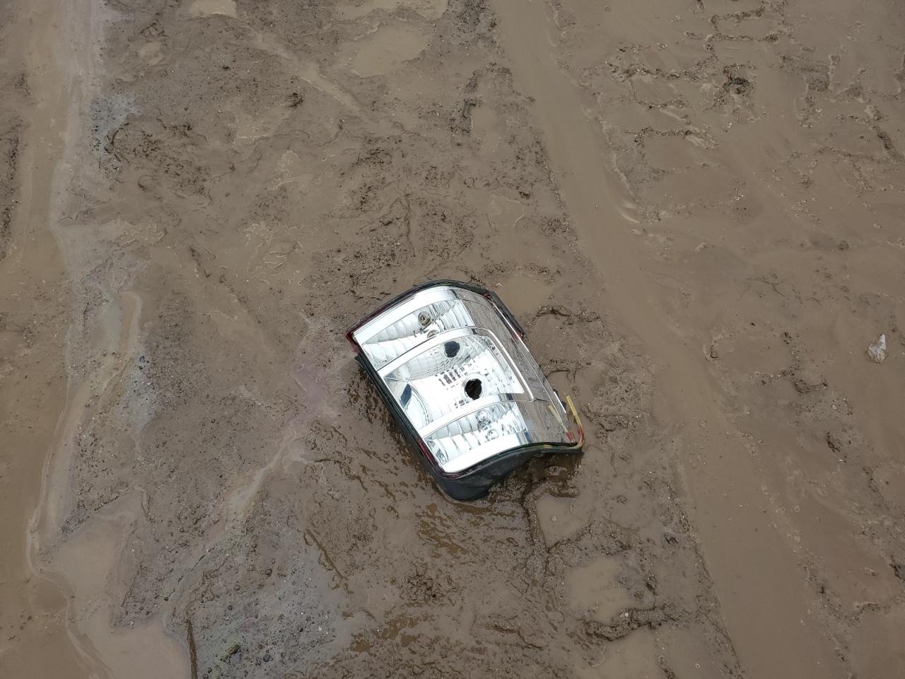 2011 Ford Escape - Image 13