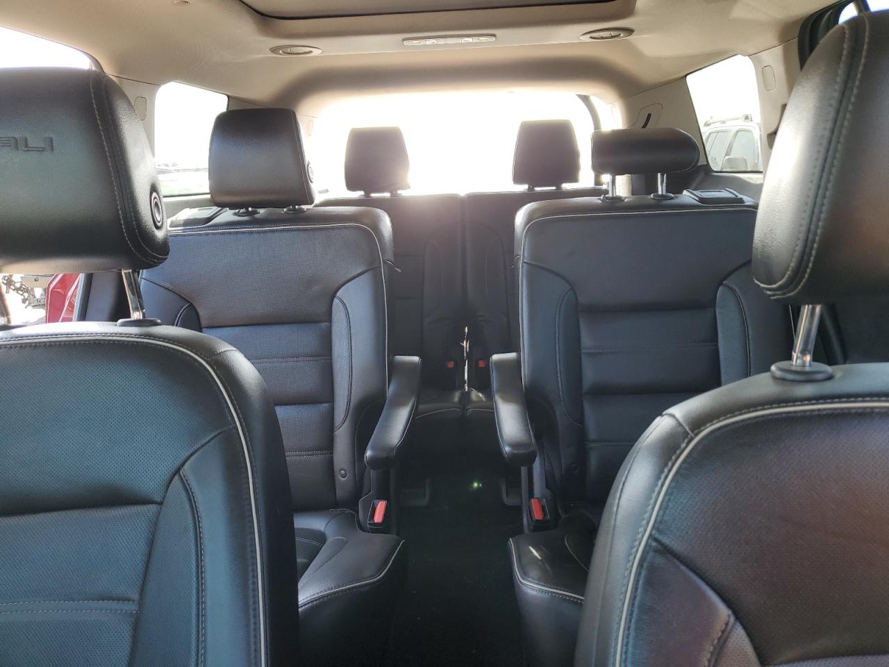 2019 GMC Acadia - Image 10